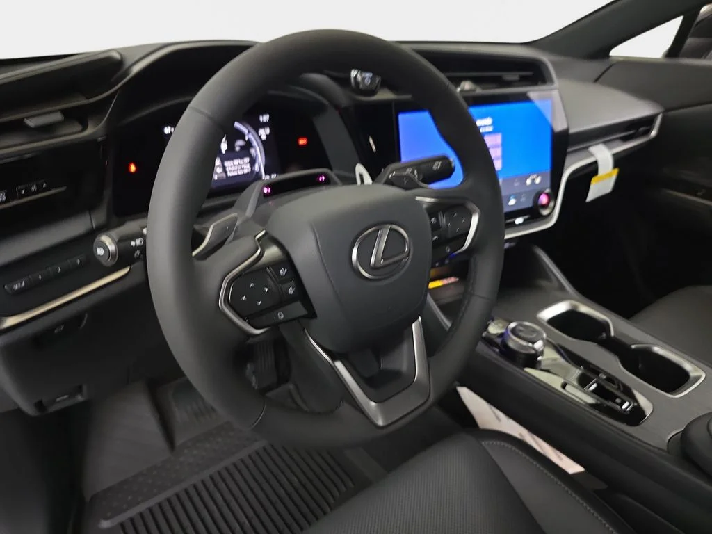 New 2026 Oxygen White Lexus PREMIUM AWD image 15