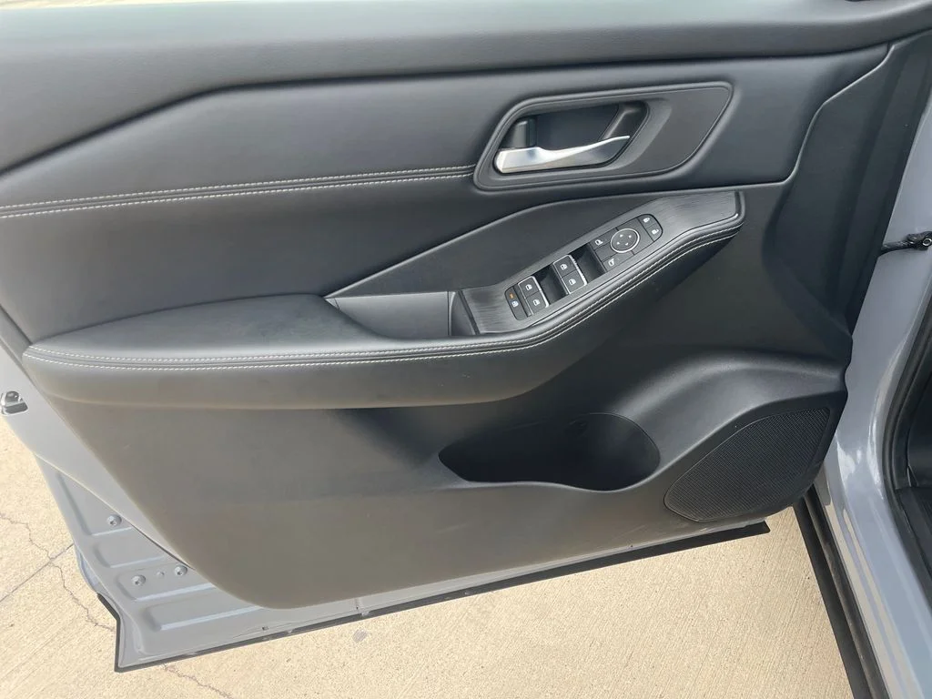 Used 2024 Gray Nissan SL image 21