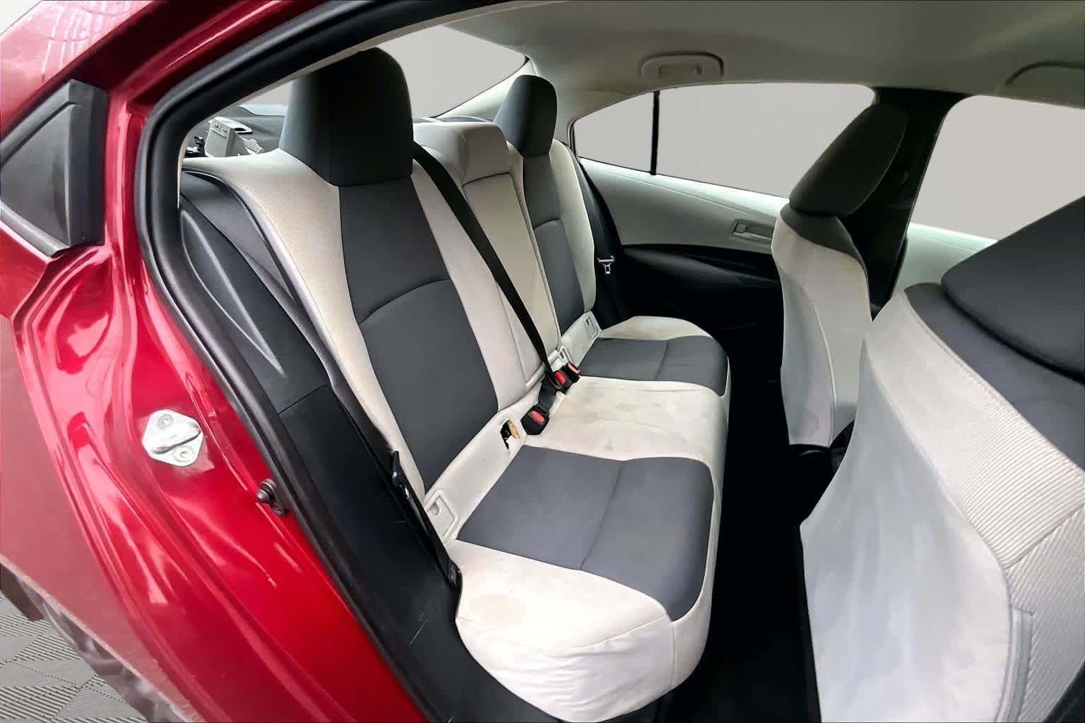 Used 2025 Ruby Flare Pearl Toyota LE image 20