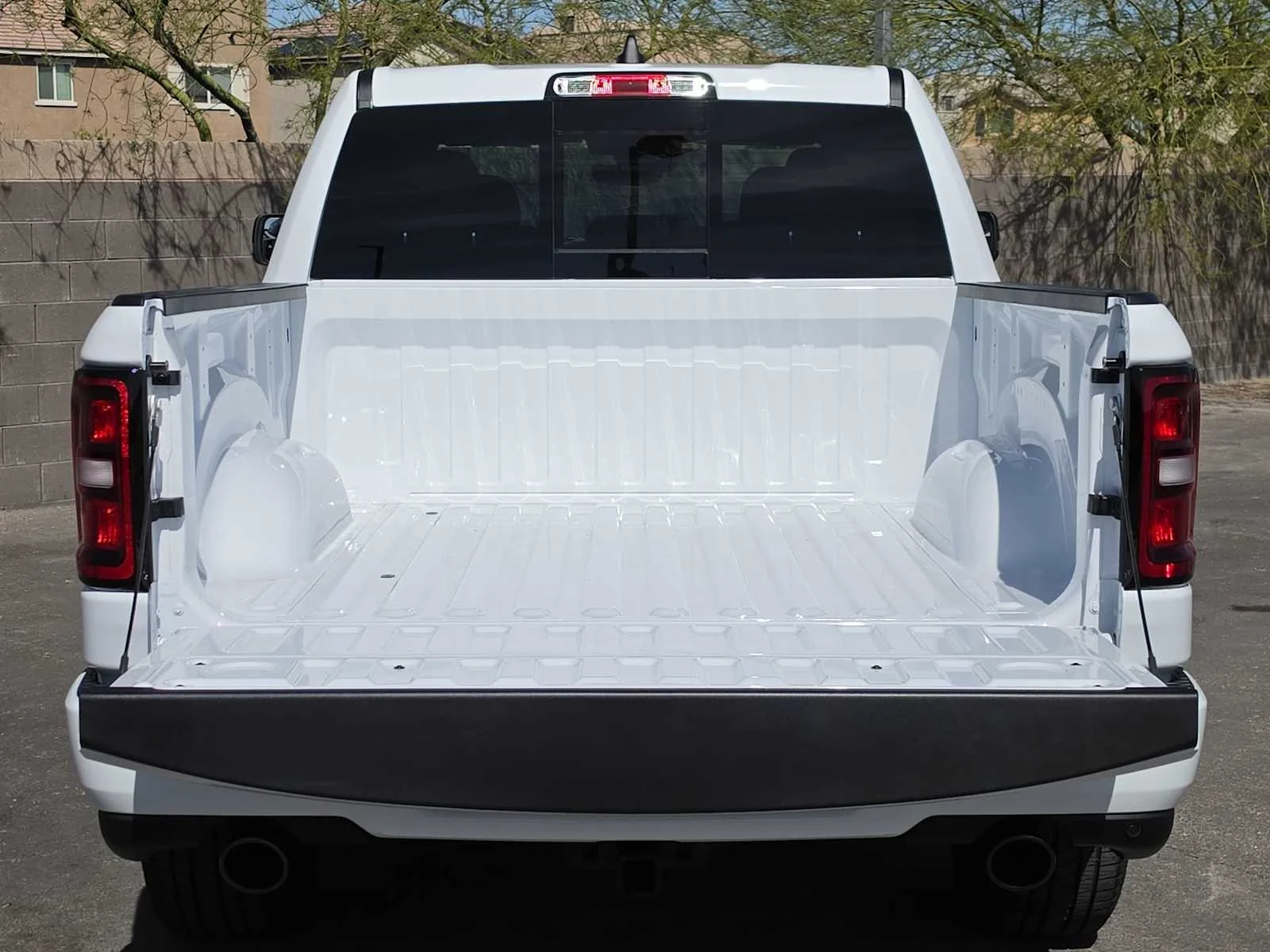 New 2026 Bright White Clear-Coat Exterior Paint RAM Big Horn image 23