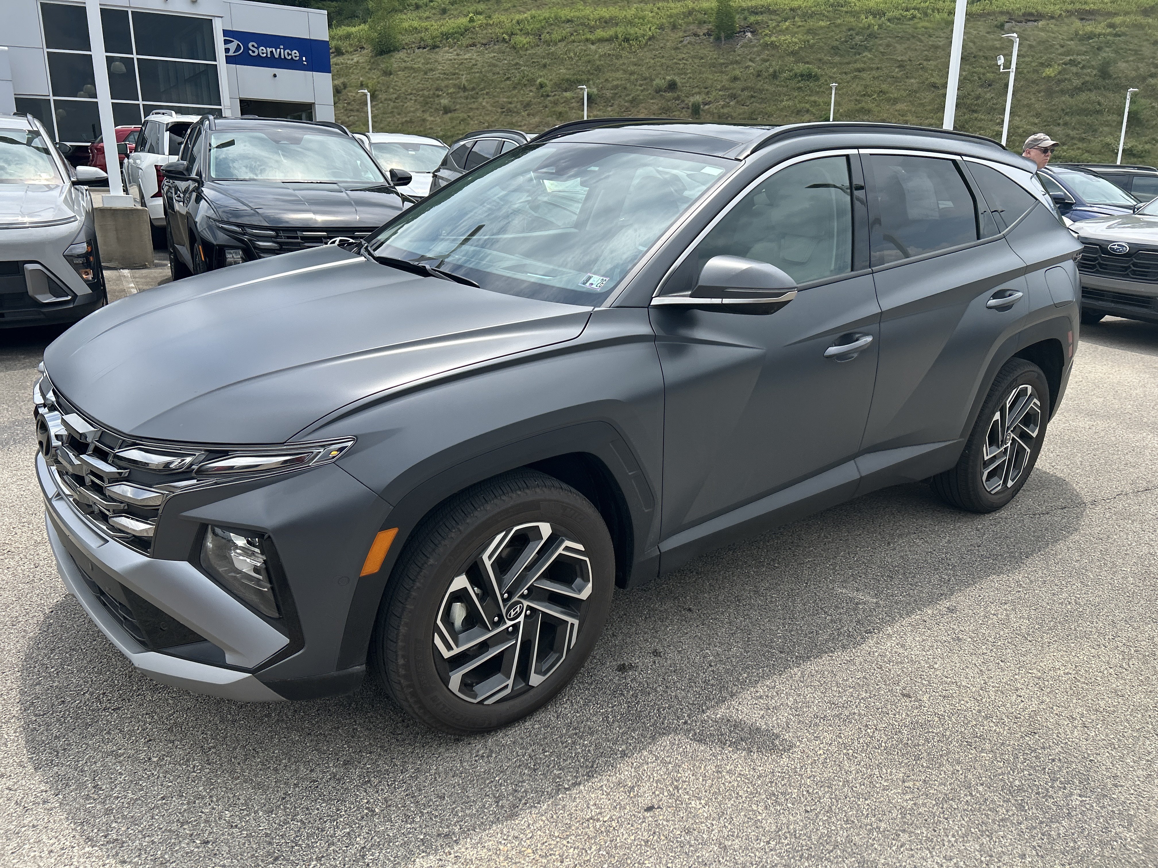 2025 Hyundai Tucson Limited - Photo 8