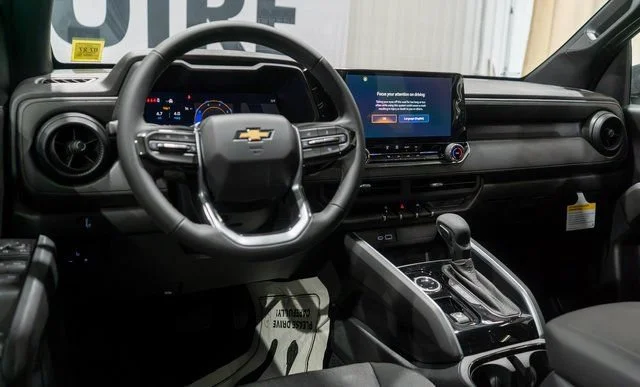 2026 Chevrolet Colorado Work Truck - Photo 11