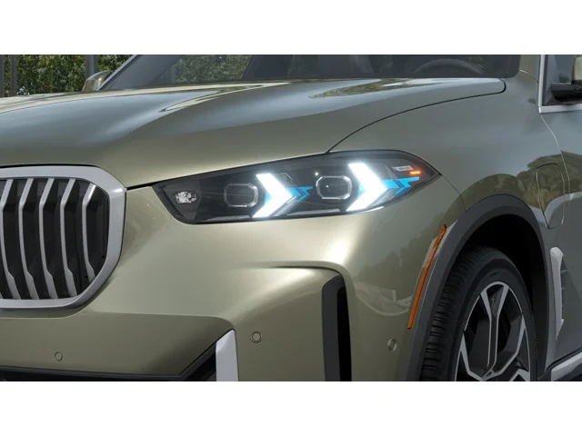 New 2026 Manhattan Green Metallic BMW xDrive50e image 6