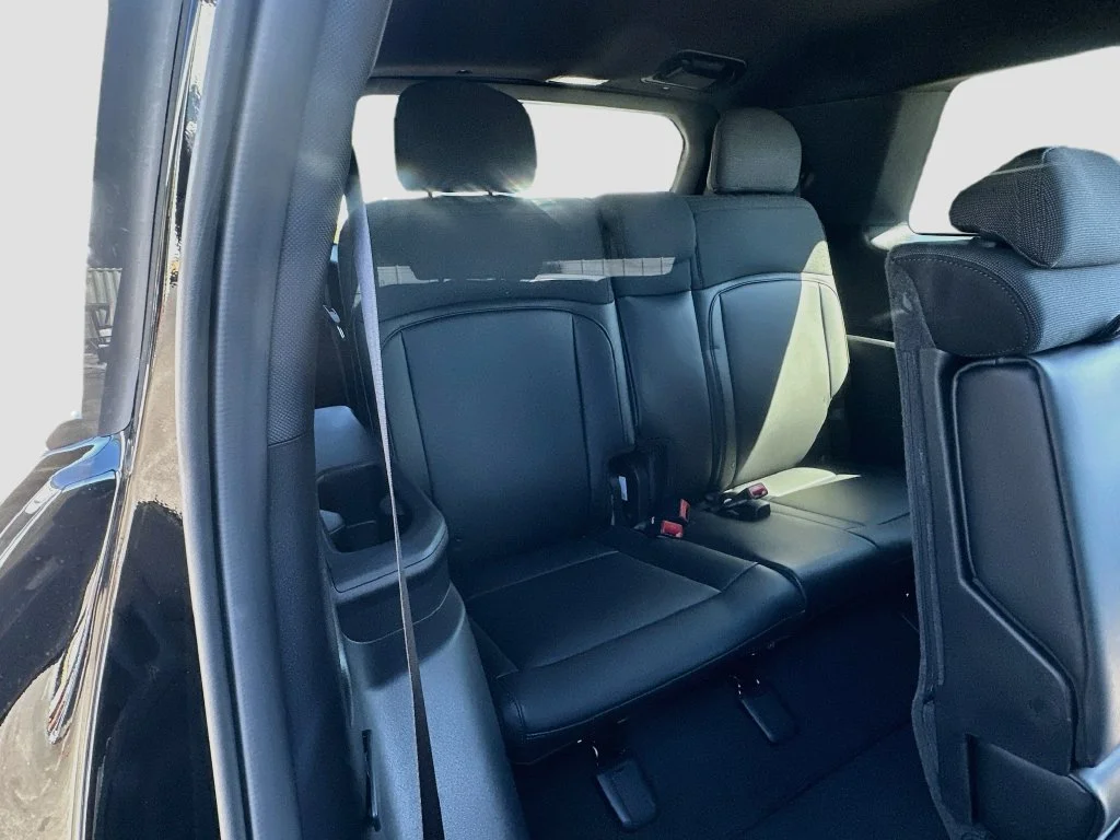 New 2027 Ebony Black Kia LX image 26