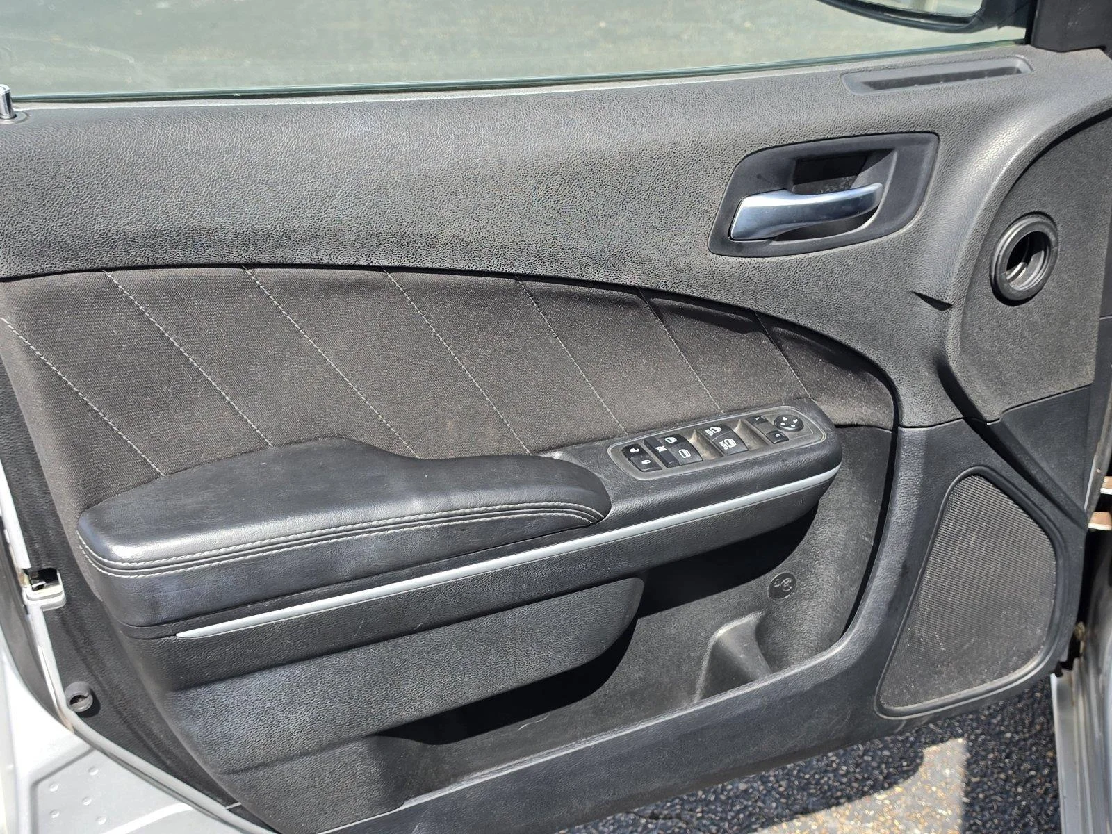 Used 2022 Triple Nickel Clearcoat Dodge SXT image 17