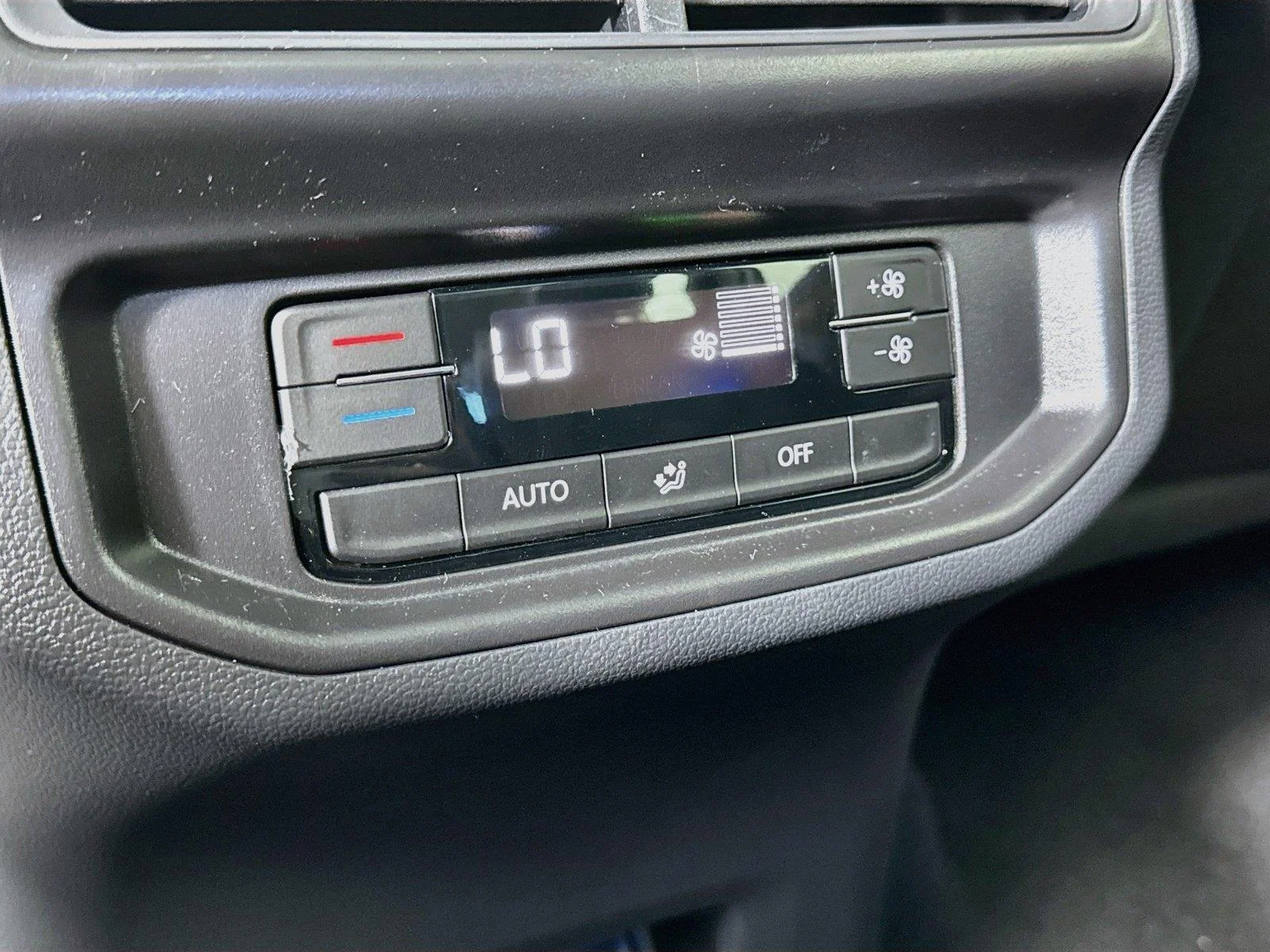 New 2026 Pure Gray Volkswagen 2.0T SE w/Technology image 25