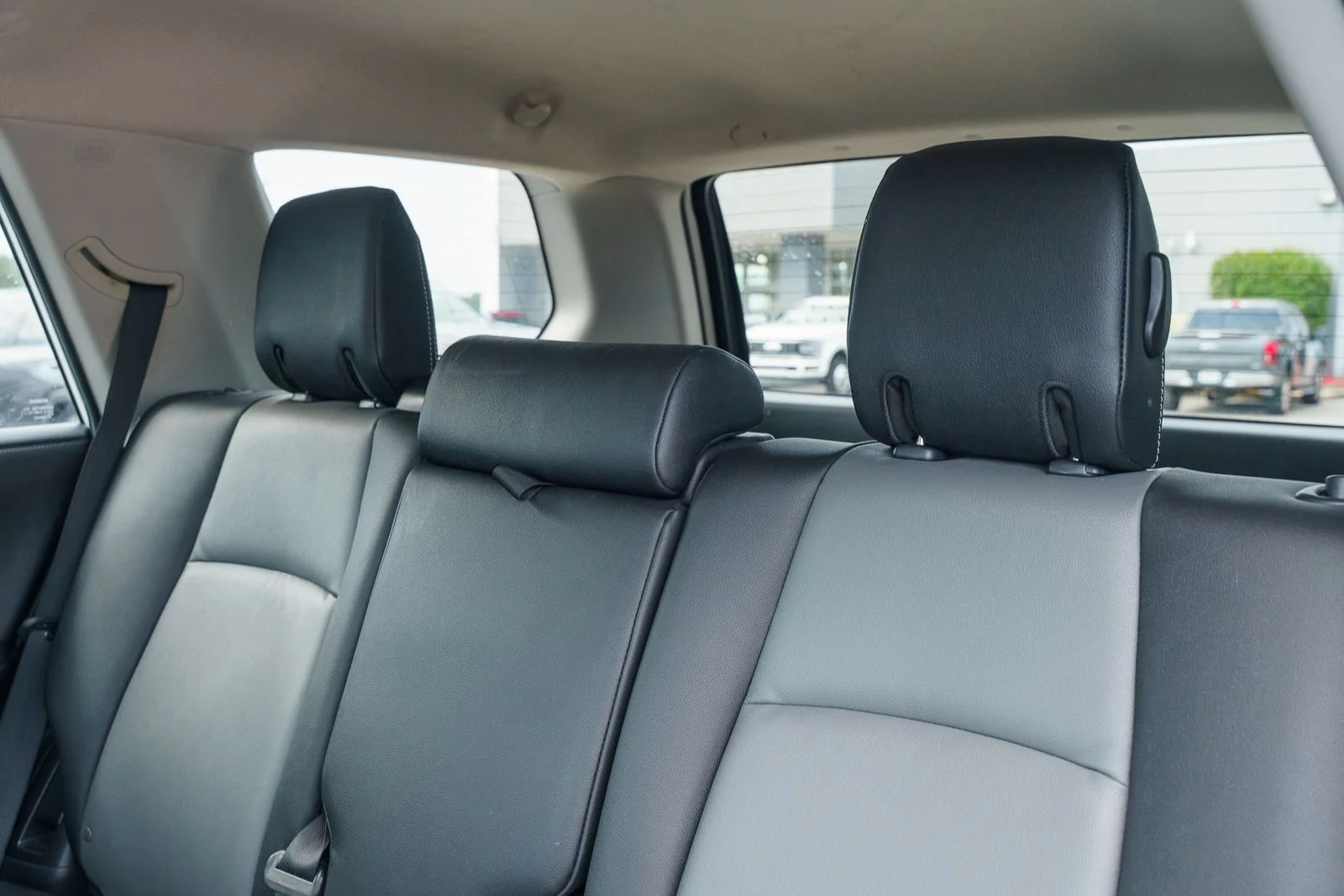 Used 2023 White Toyota SR5 Premium image 20