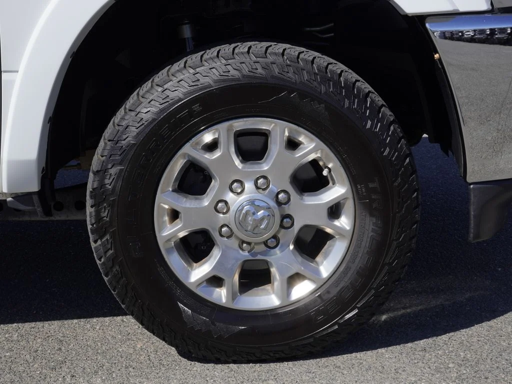 Certified Used 2021 White Ram Laramie image 9