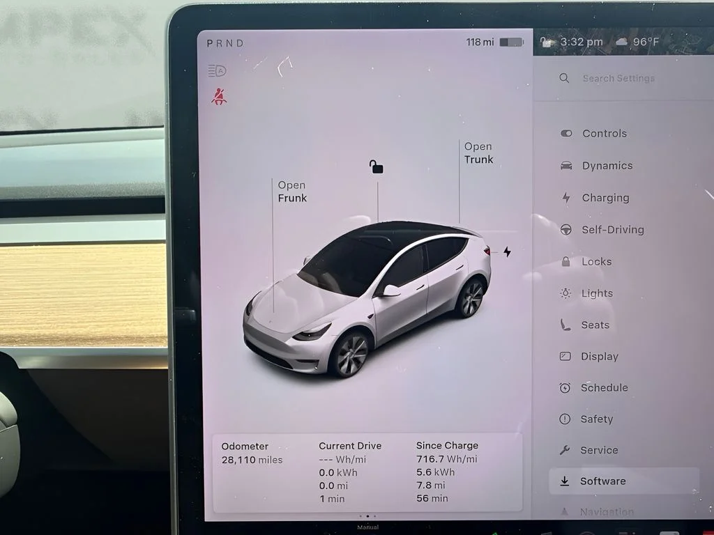 Used 2021 White Tesla Long Range image 15