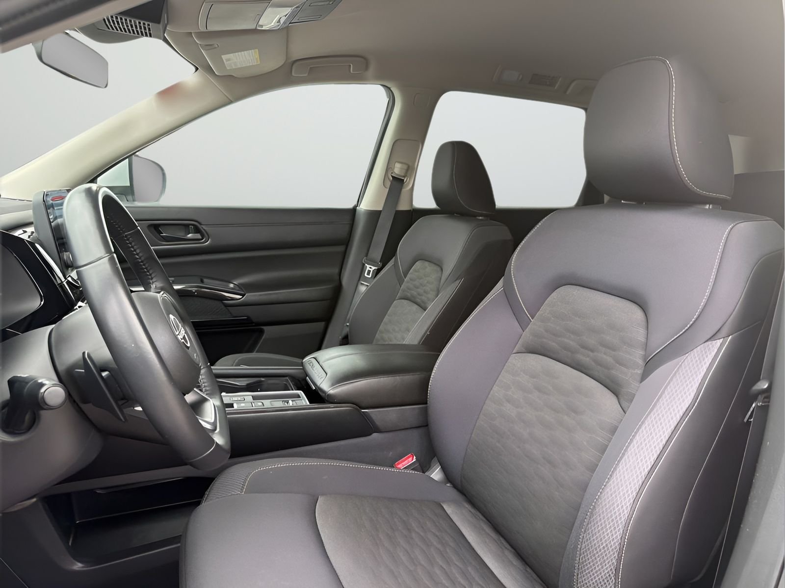 Used 2024 Silver Nissan SV image 17