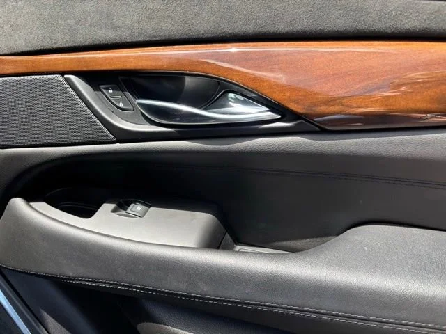 Used 2020 Black Cadillac Luxury image 23