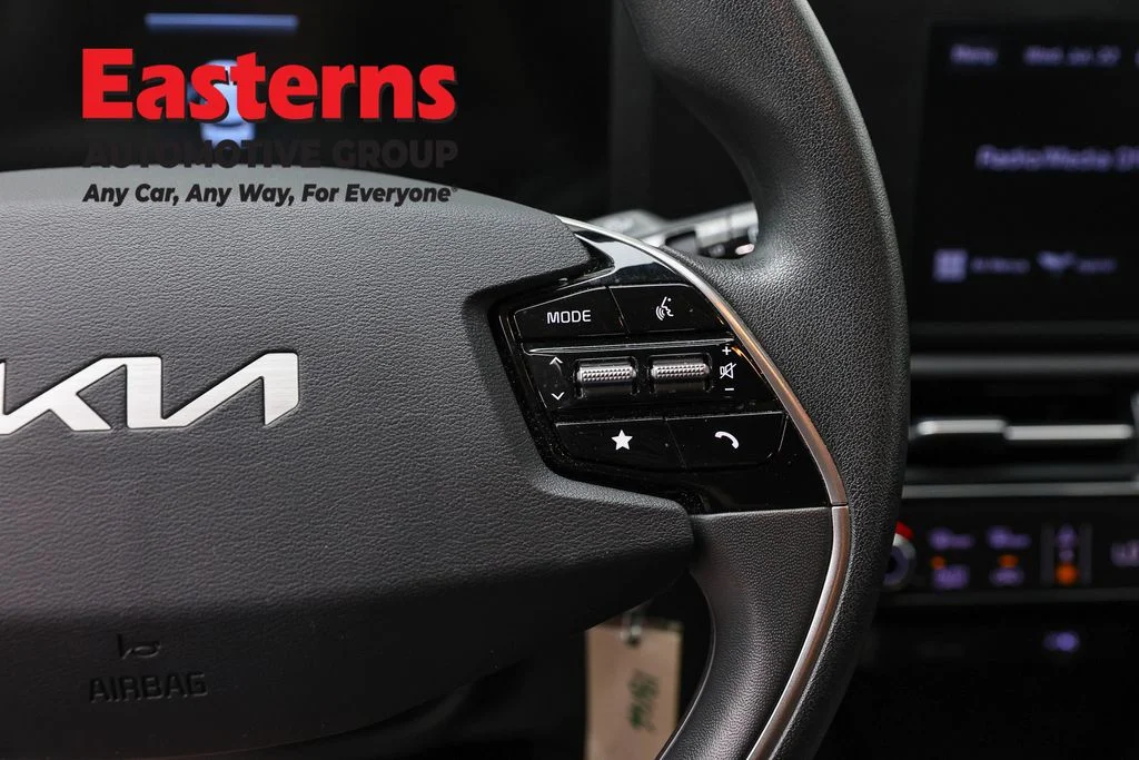 Used 2025 Black Kia LX image 15