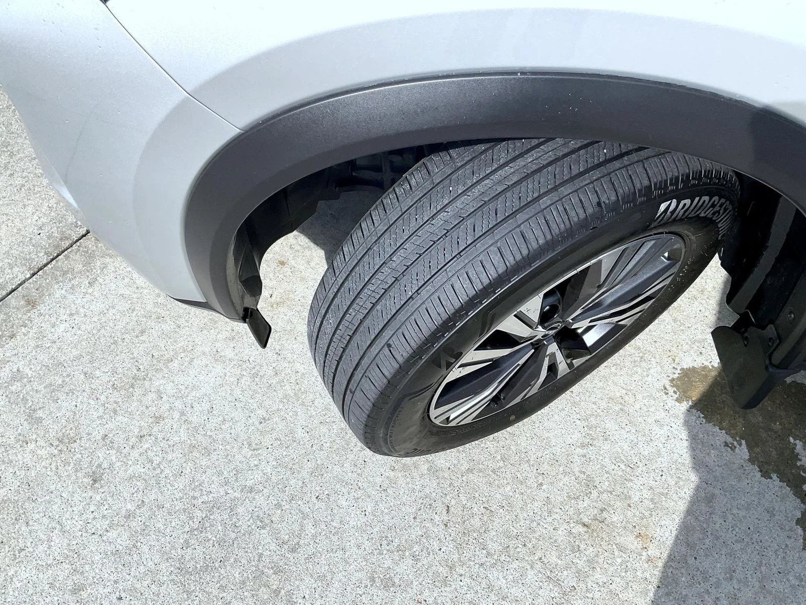 Used 2023 Silver Nissan SV image 23