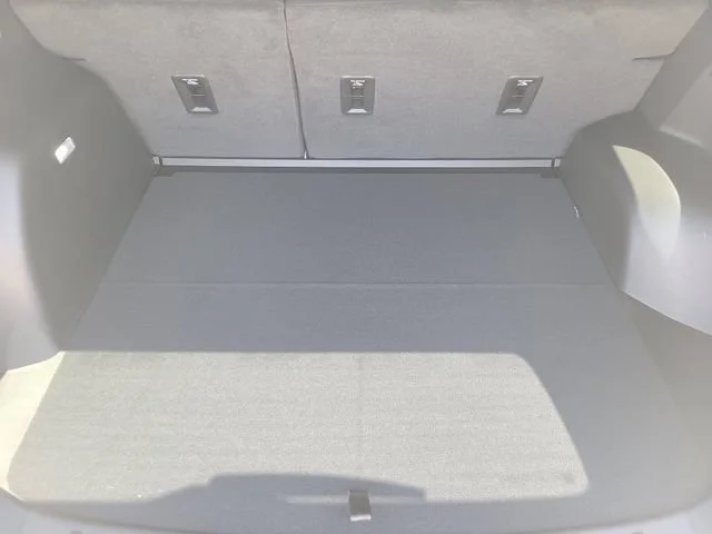 New 2026 Summit White Chevrolet LT image 5