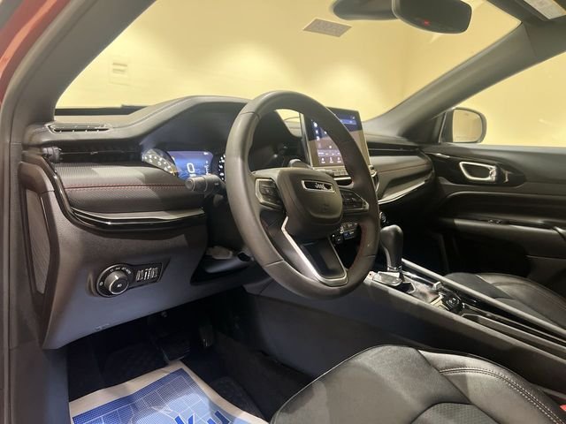 Used 2025 Red Jeep Trailhawk image 9