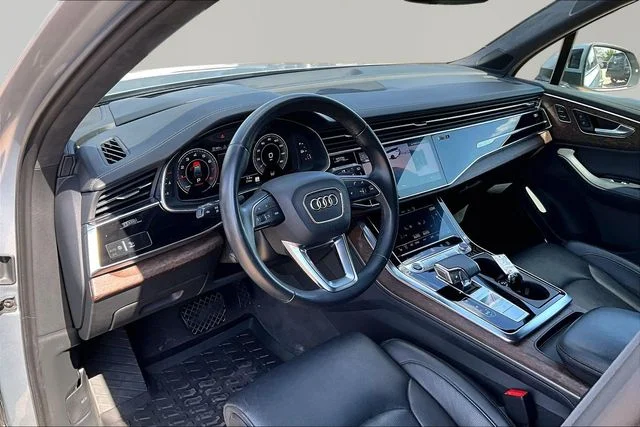 Used 2023 Silver Audi 55 Prestige image 13