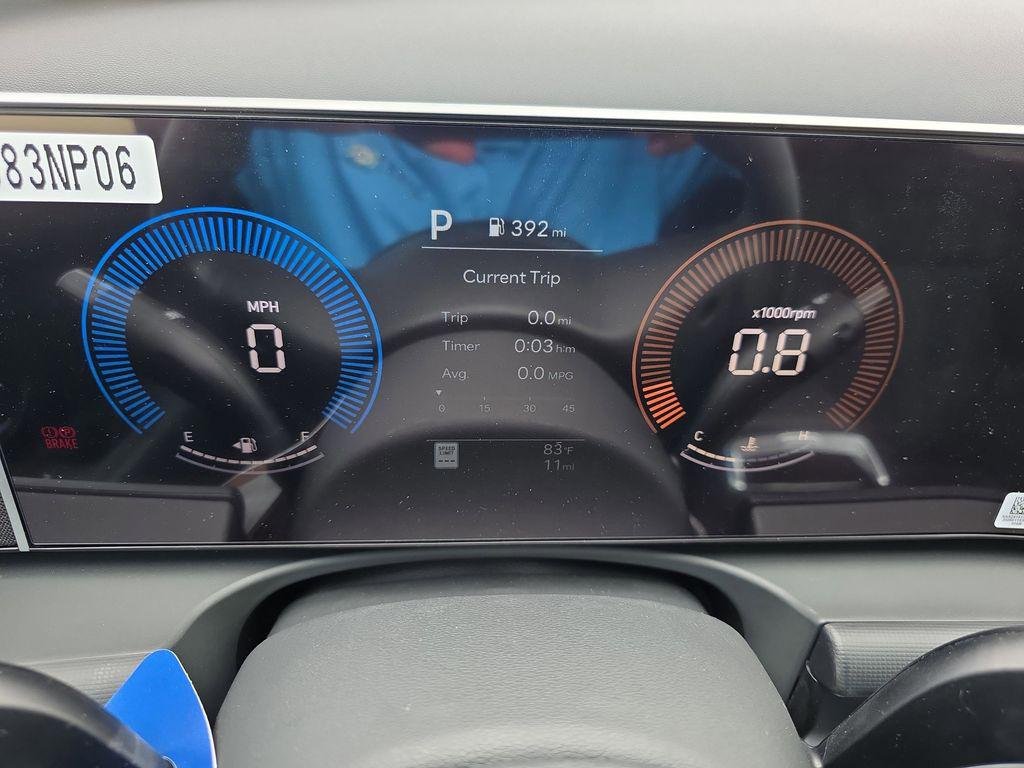 New 2026 White Pearl Hyundai SEL FWD image 17