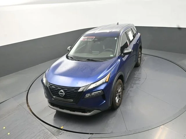 Used 2023 Blue Nissan S image 13
