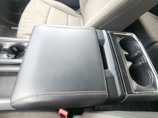 Used 2024 Gray Metallic Ford XLT image 26