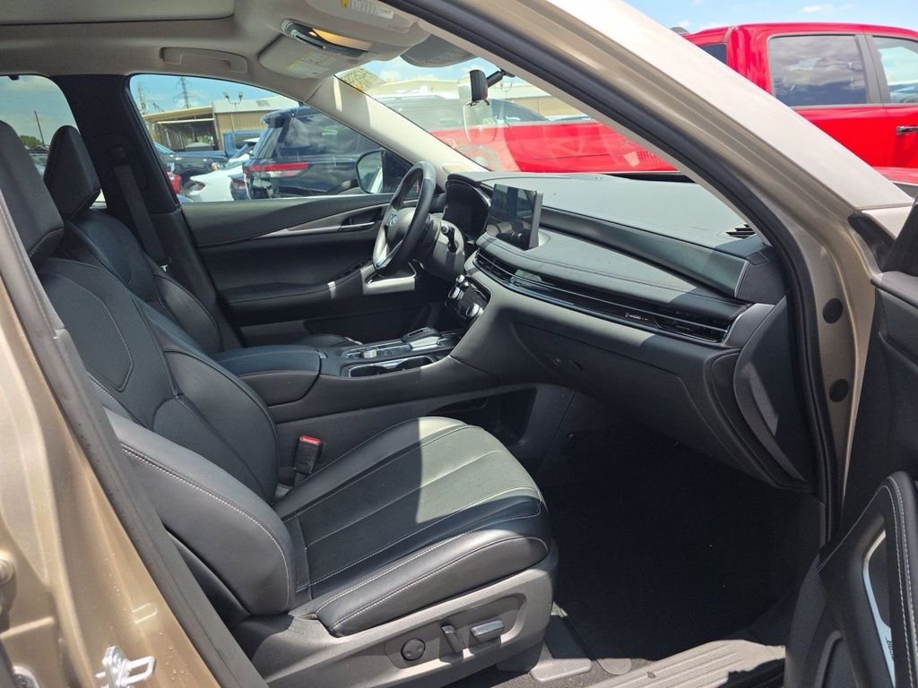 Used 2023 Silver INFINITI LUXE image 20