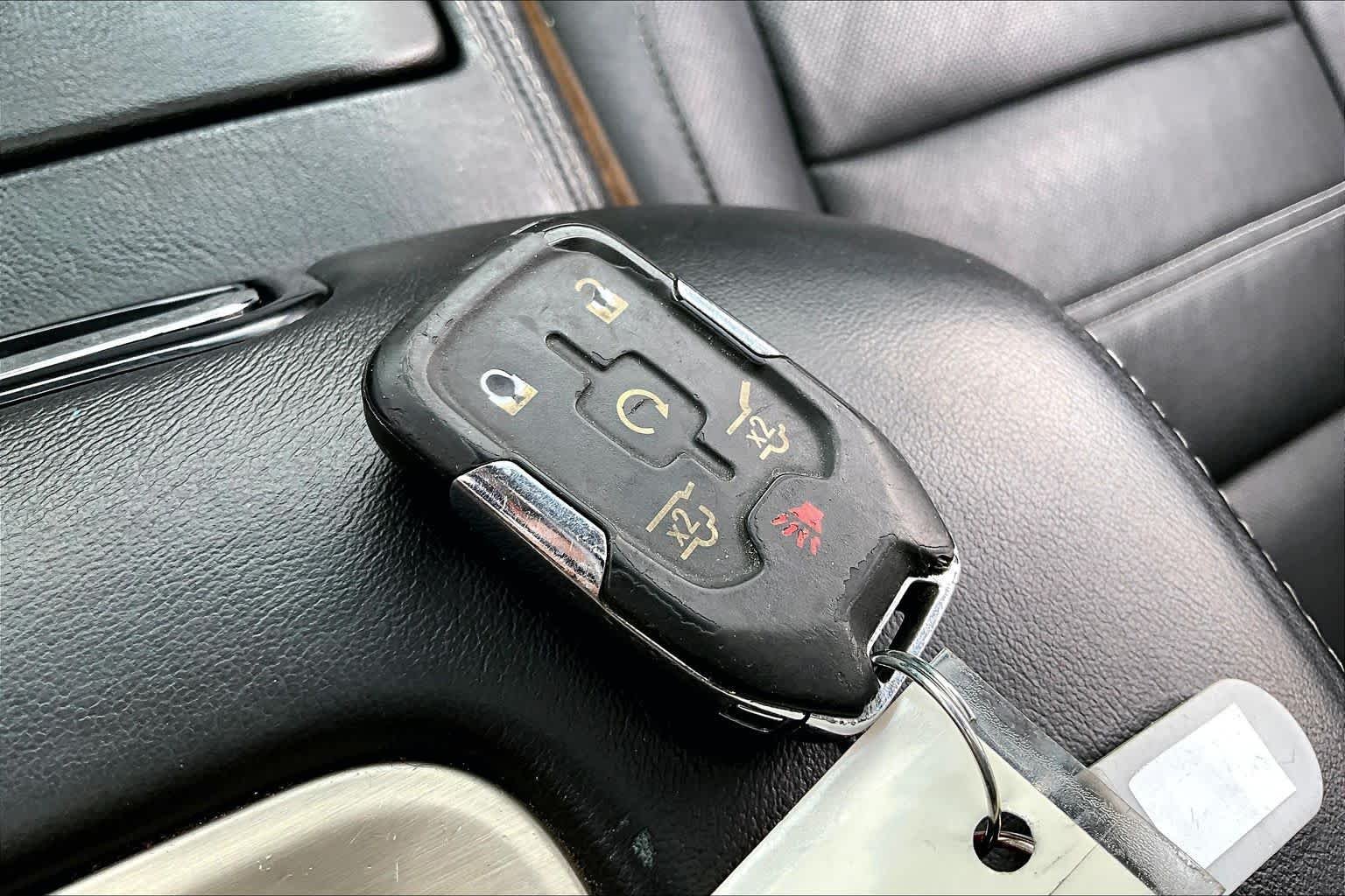 Used 2018 Onyx Black GMC Denali image 15
