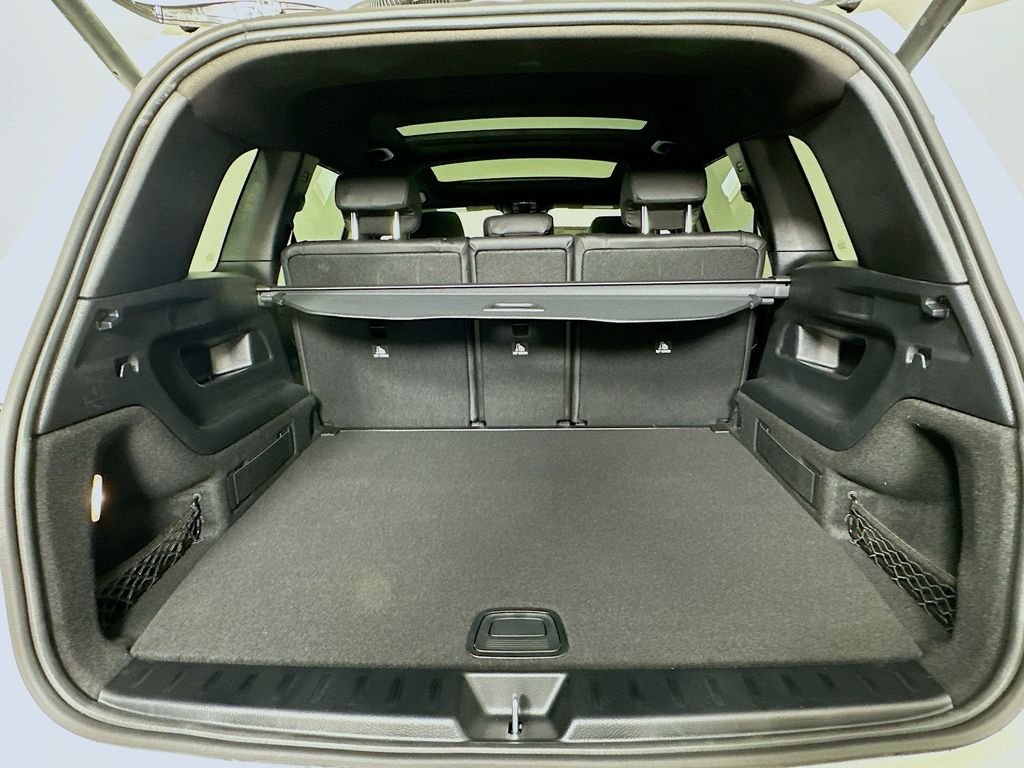 New 2026 Polar White Mercedes-Benz GLB 250 image 27
