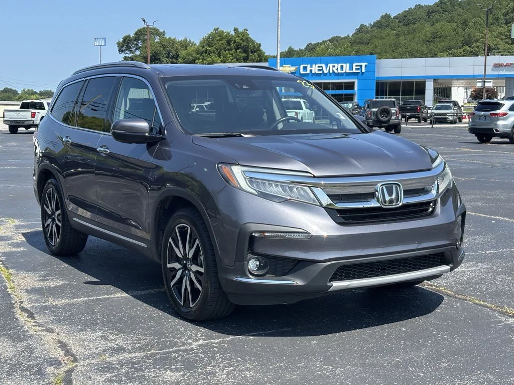 Used 2022 Gray Honda Elite image 4