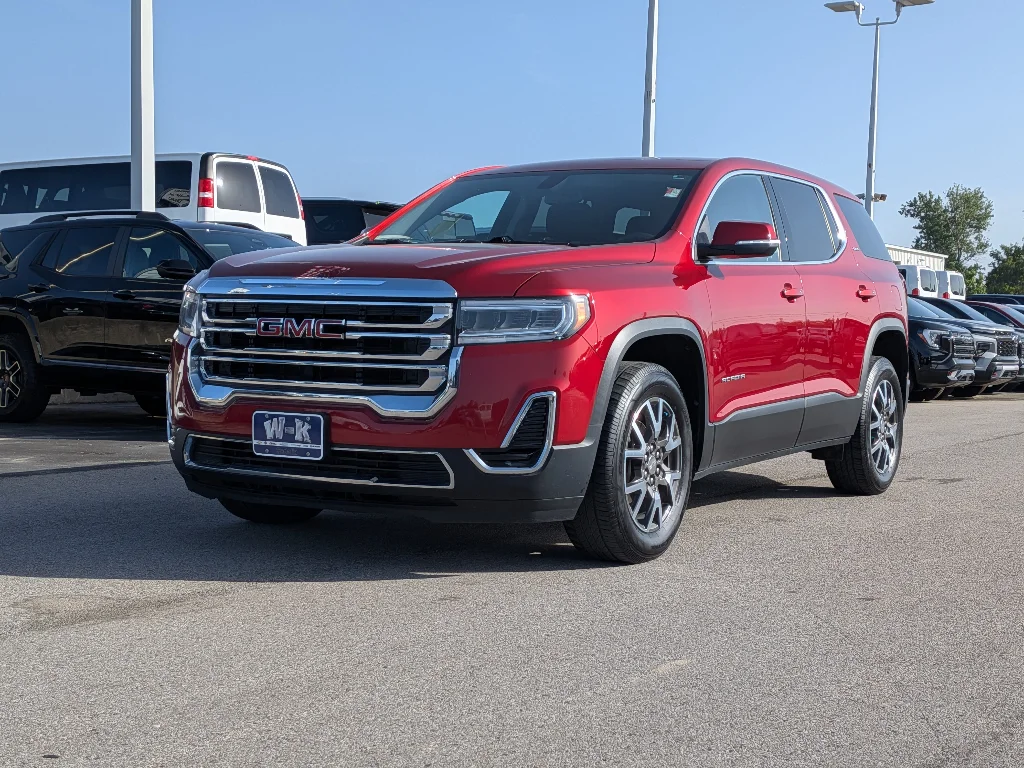 Used 2021 Cayenne Red Tintcoat GMC SLE image 6