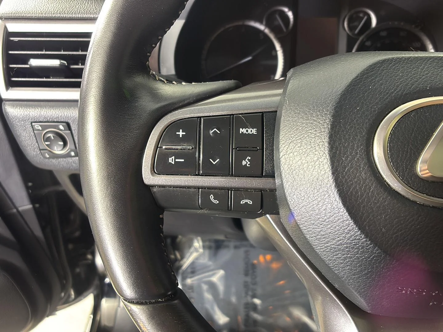 Used 2023 Black Onyx Lexus GX 460 image 30