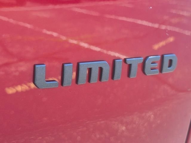 New 2026 Red Hot Pearl-Coat Exterior Paint Jeep Limited image 22