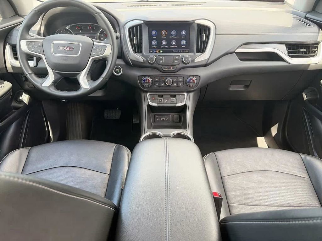 2024 GMC Terrain SLT - Photo 10