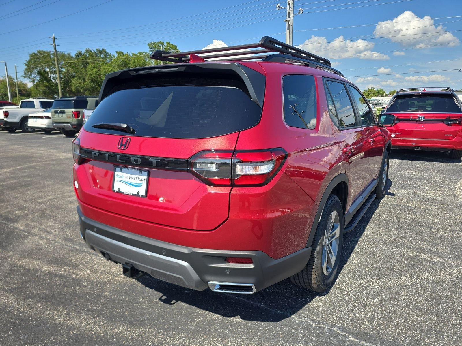 New 2026 Red Honda EX-L image 4
