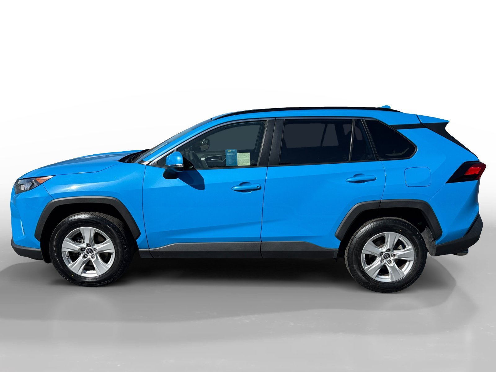 Used 2019 Blue Flame Toyota XLE image 2