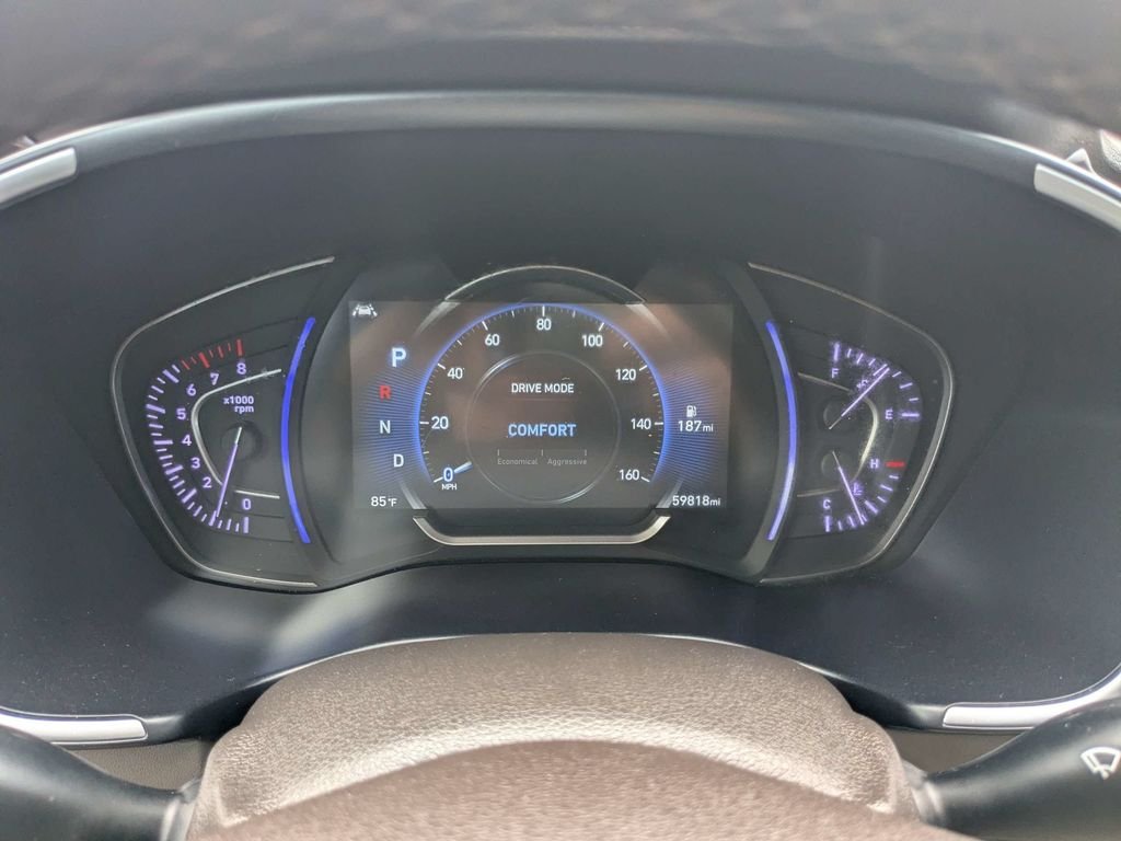 Used 2019 Silver Hyundai SEL Plus image 31