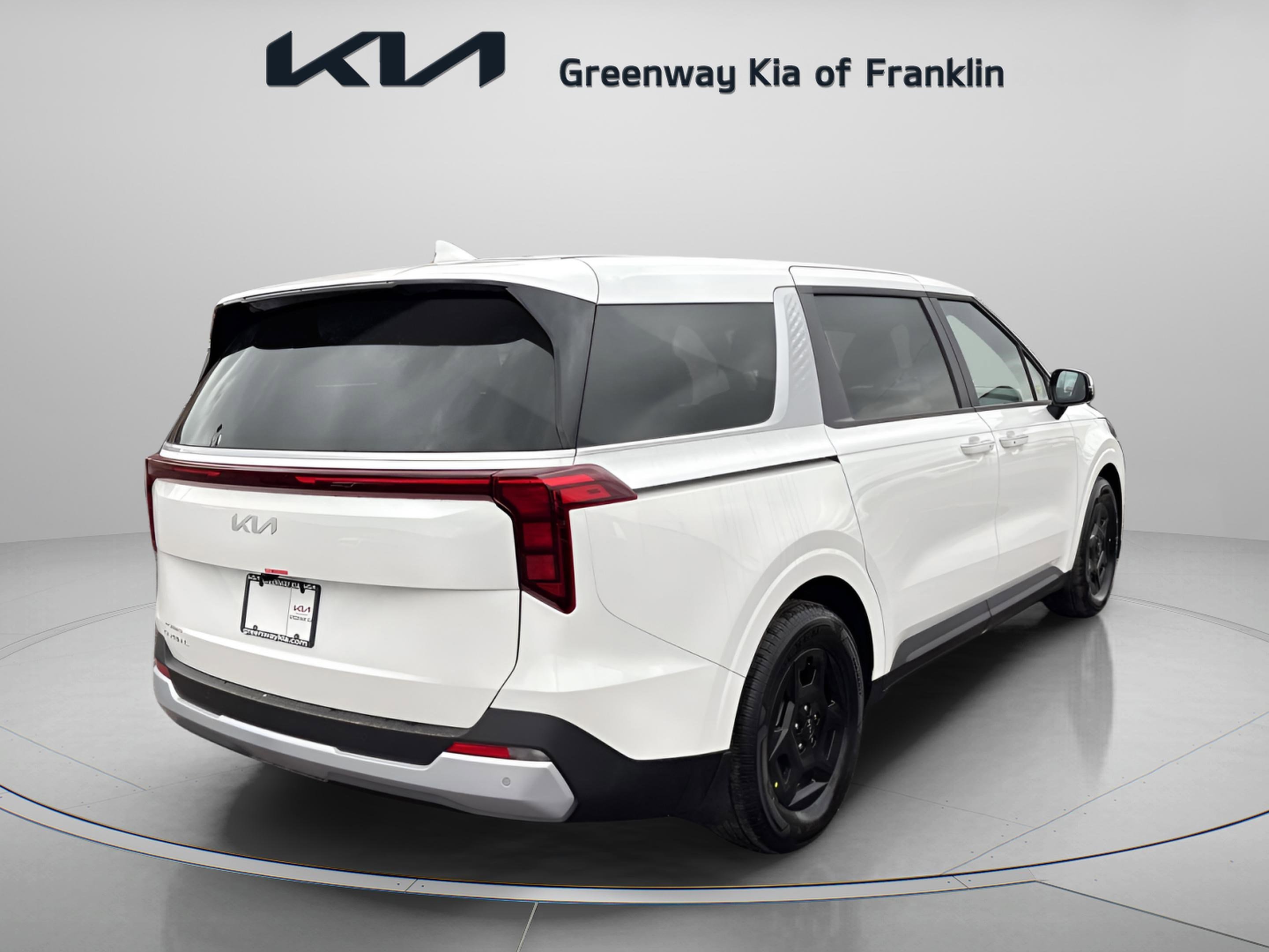 New 2026 Snow White Pearl Kia LXS image 7