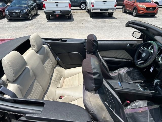 Used 2012 Red Ford V6 image 28