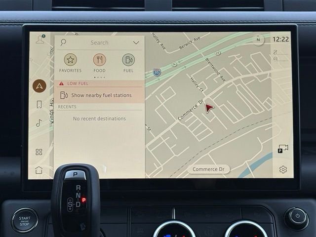 New 2026 Woolstone Green Land Rover X-Dynamic SE image 21