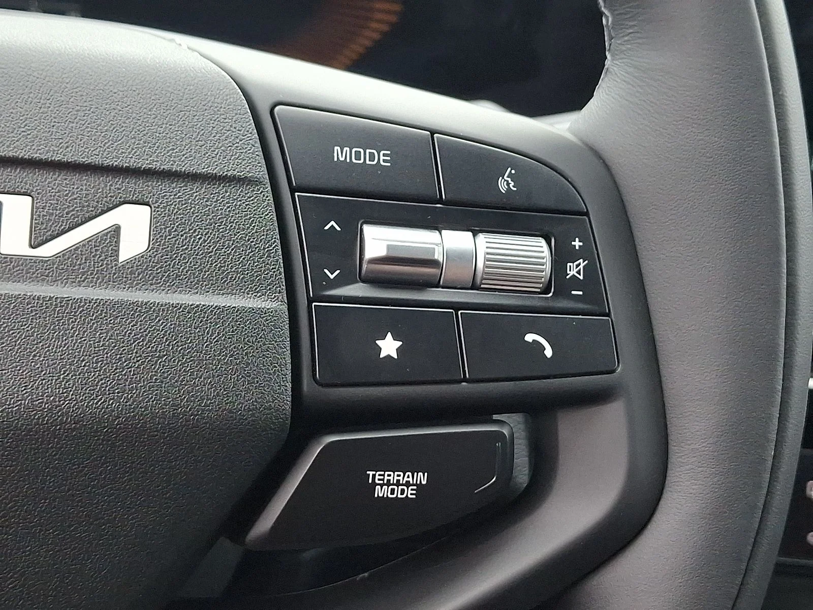 New 2026 Gray Kia X-Line image 21