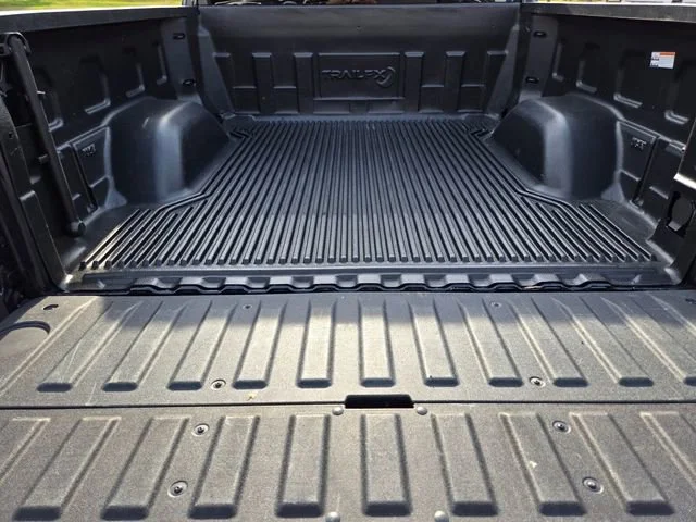 Used 2025 Titanium Rush Metallic GMC SLT image 17