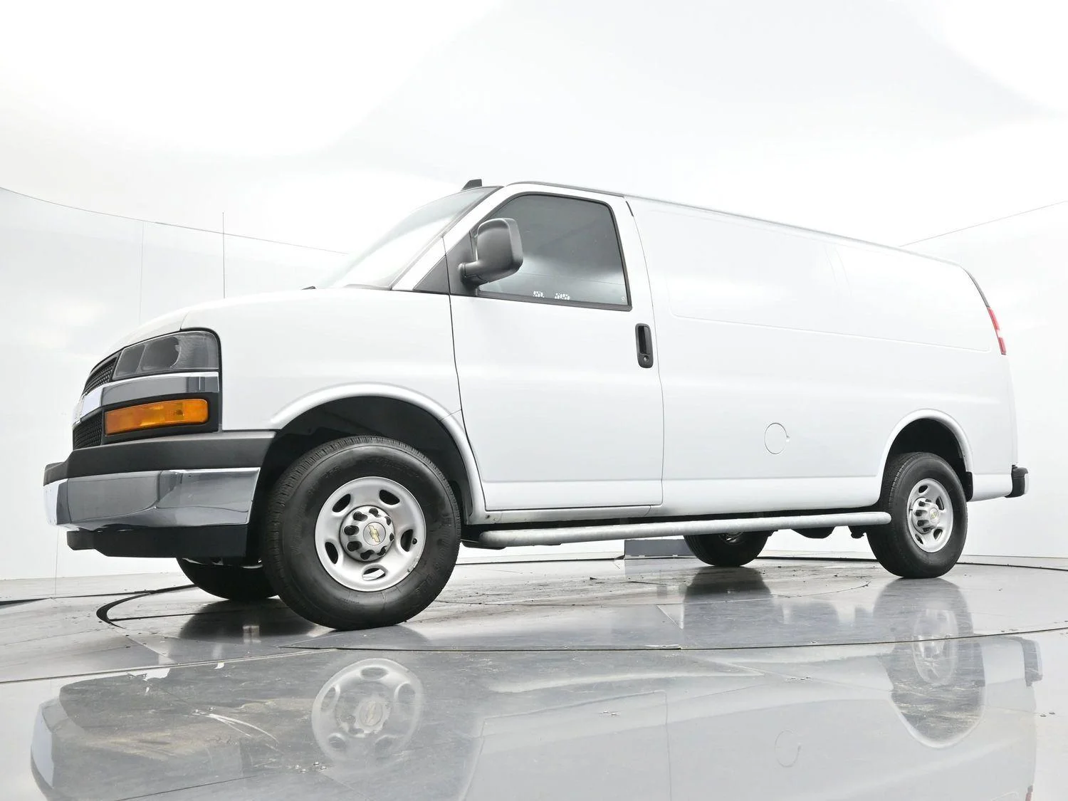 Used 2024 Summit White Chevrolet WT image 40