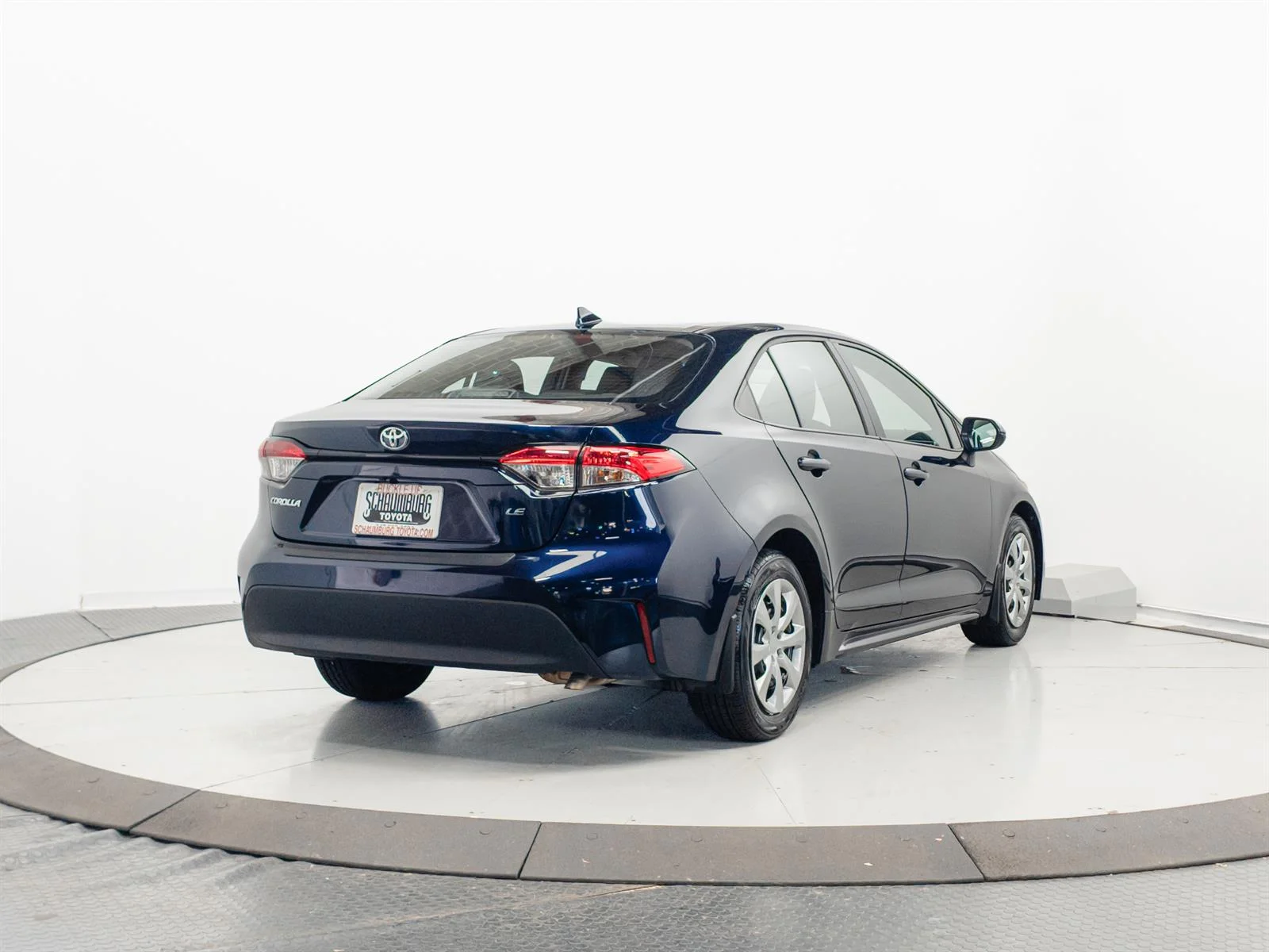 Certified Used 2025  Toyota LE image 11