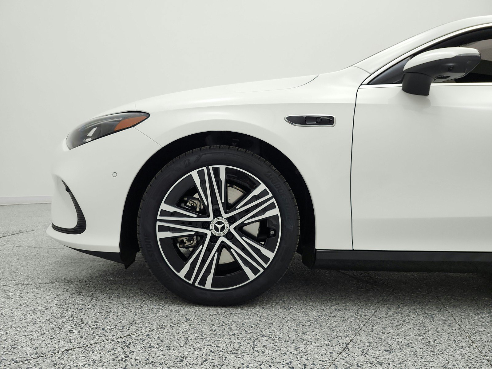 New 2027 Polar White Mercedes-Benz CLA 220 Hybrid FWD image 34