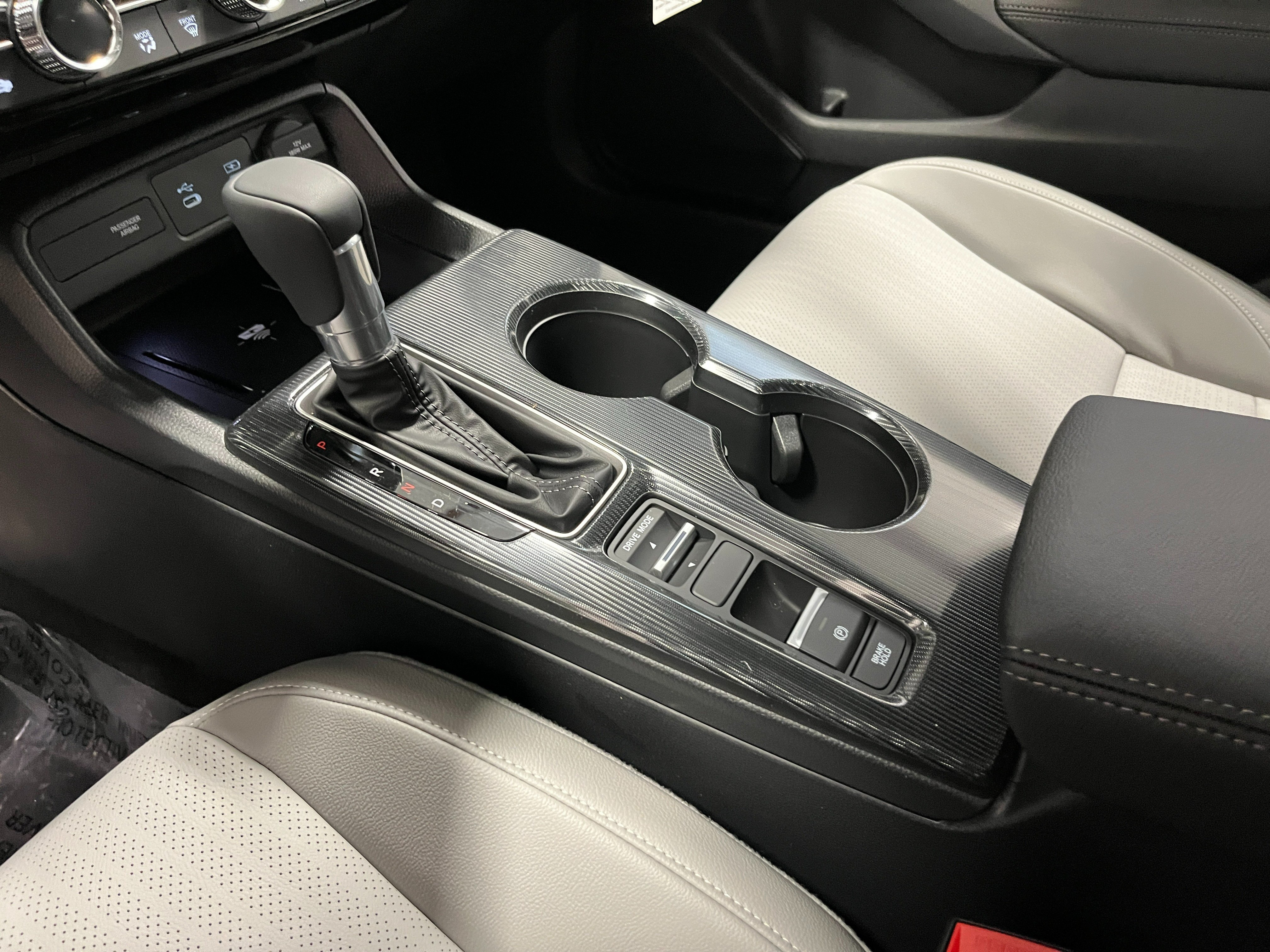 New 2026 Platinum White Pearl Honda Sport Touring image 17