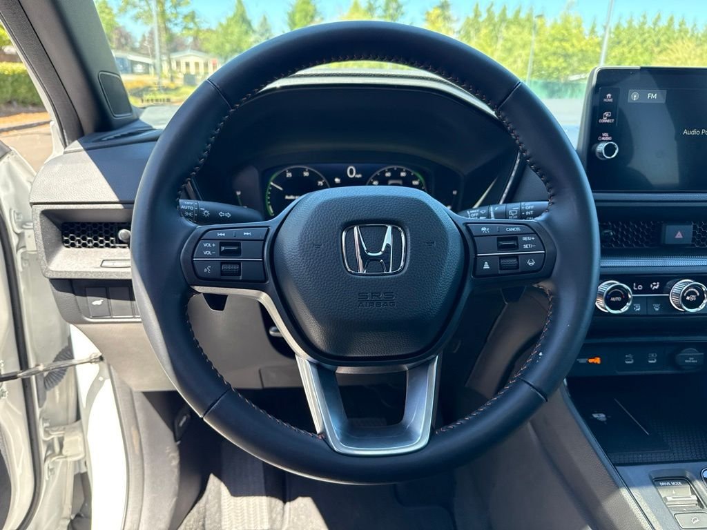 Used 2026 Platinum White Pearl Honda Sport-L image 10