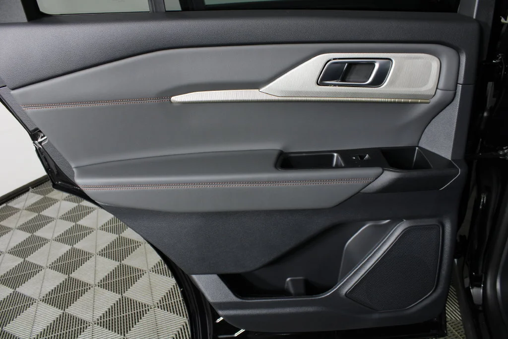 New 2027 Black Ford Active image 13
