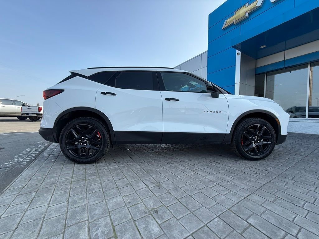 2025 Chevrolet Blazer 2LT - Photo 8