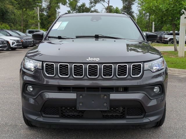 Used 2024 Gray Jeep Latitude image 9
