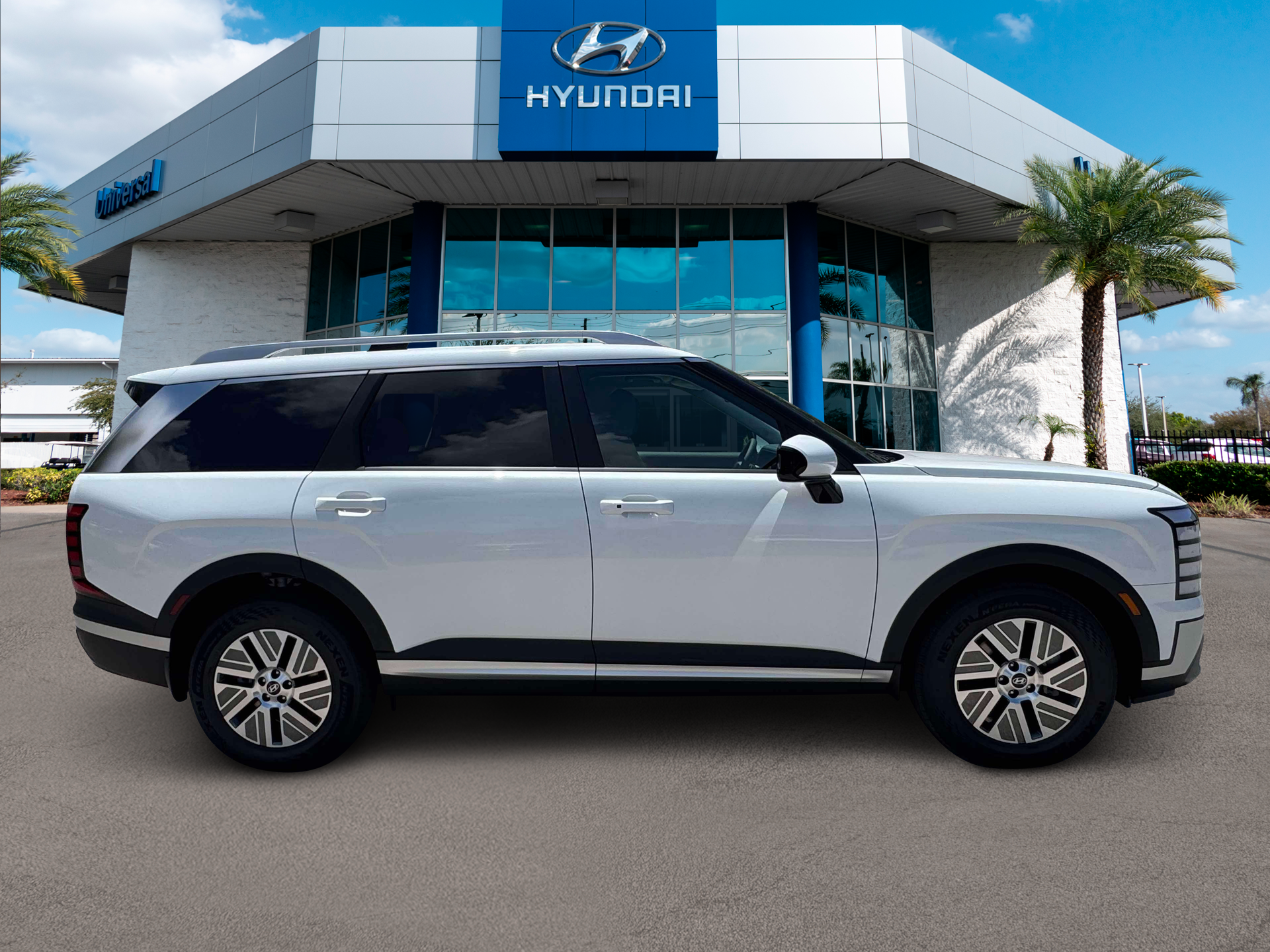 New 2027 White Hyundai Blue SEL 7P image 9