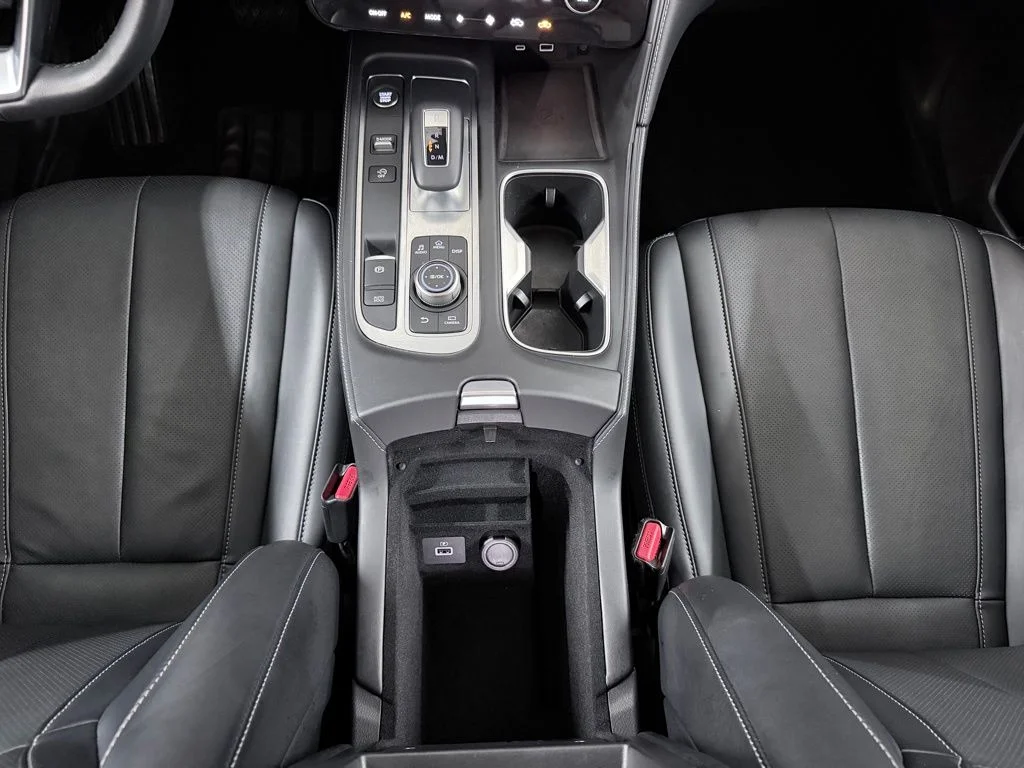 Used 2023 Silver INFINITI PURE image 26