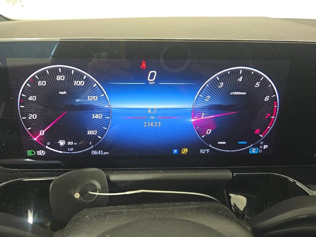 Used 2025 White Mercedes-Benz GLA 250 image 12
